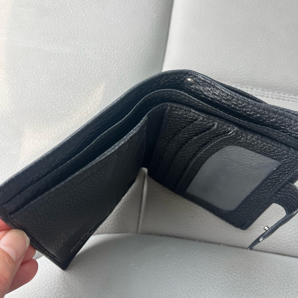 Ferregamo black wallet - Picture 3 of 4